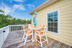 Rockport Vacation Rental about 1 Mi to Marina!